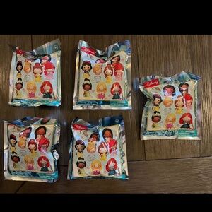 Five Disney princess’s Christmas limited edition figural bag clips